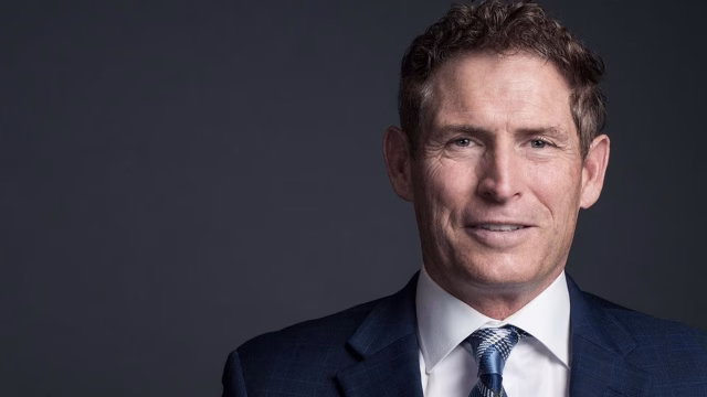 Steve Young’s $40 Million USFL Contract Was Supposed to Pay Through 2027. Here’s What Happened